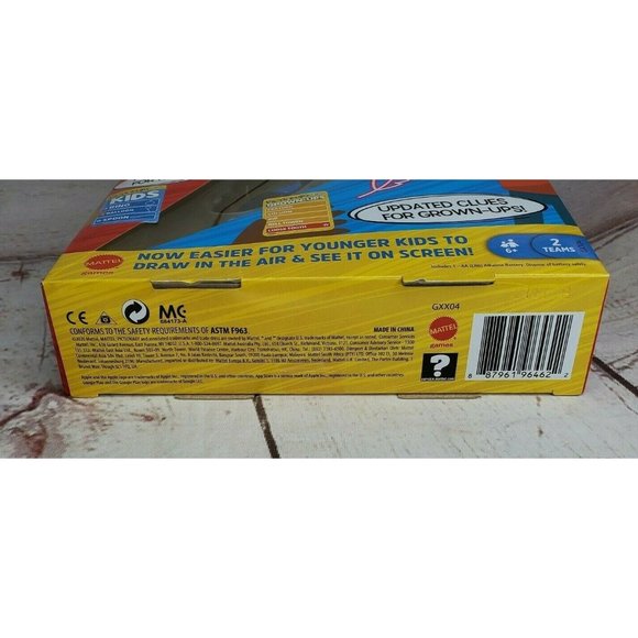 Mattel Games Pictionary Air Kids vs Grown-Ups Family Drawing Game Gift - Picture 12 of 12